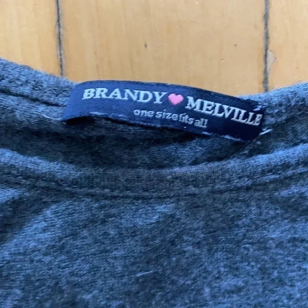 Grey Brandy Melville top - Picture 3 of 3